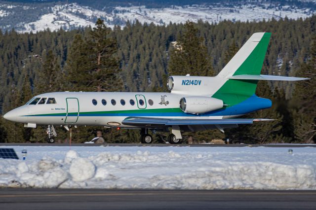 Dassault Falcon 50 (N214DV)