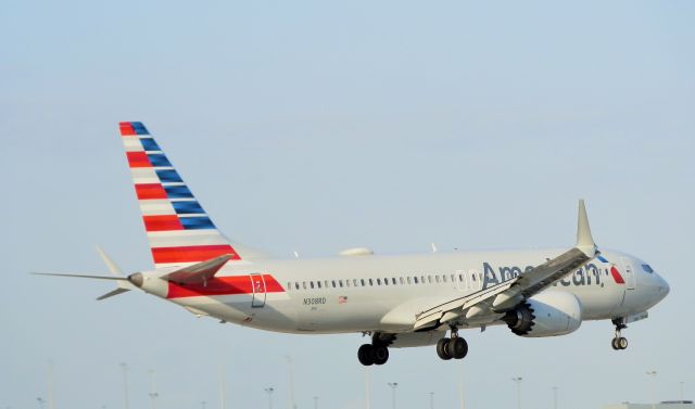 Boeing 737 MAX 8 (N308RD)