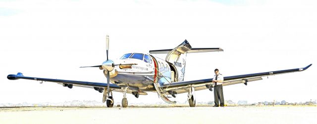 Pilatus PC-12 (N475SS) - It looks like art.