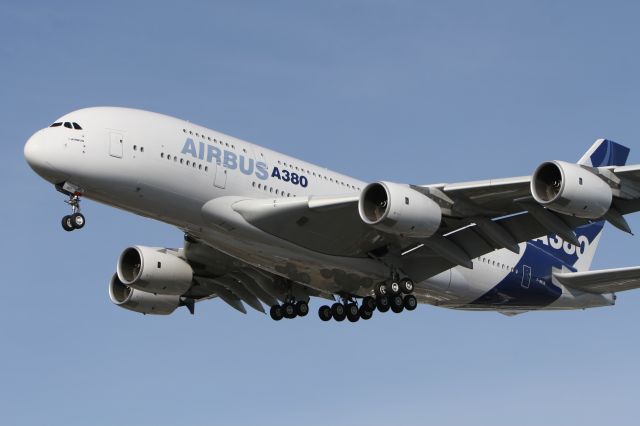Airbus A380-800 (F-WWJB) - November 12, 2007 - “Airbus A380 Tour”br /Arrived Montreal, A380 first ever visit at Montreal Trudeau 
