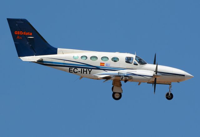 Cessna 421 (EC-IHY)