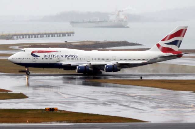 Boeing 747-400 (G-BYGF) - 'Speedbird 13 Golf' landing on 4R