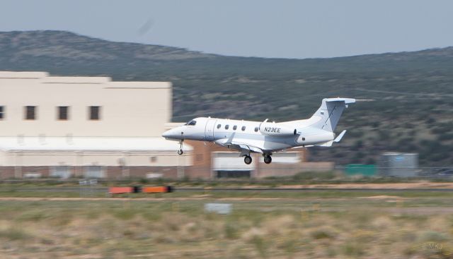 Embraer Phenom 300 (N23EE)