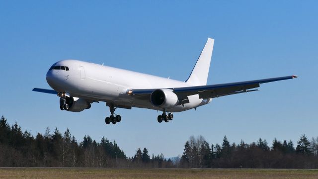 BOEING 767-300 (N2009P) - BOE731 on short final to Rwy 34L to complete a test flight on 2.25.22. (B767-300F / ln 1258 / cn 67023). The aircraft is for China Central Longhao Airlines (LHA).