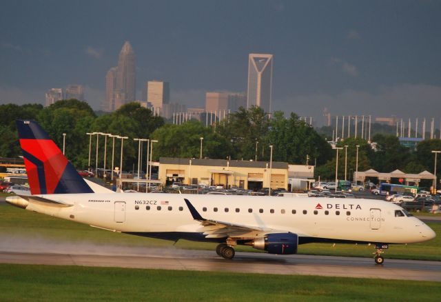 Embraer 170/175 (N632CZ) - Takeoff roll 18C after passing storm - 5/27/11