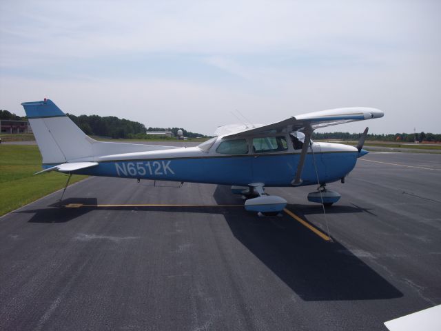 Cessna Skyhawk (N6512K) - Aircraft owned by the FFA for employees