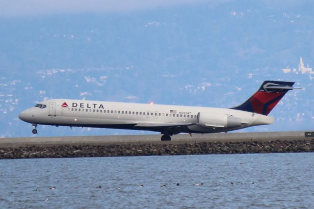 Boeing 717-200 (N981AT)