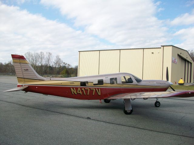 Piper Saratoga (N4177V)