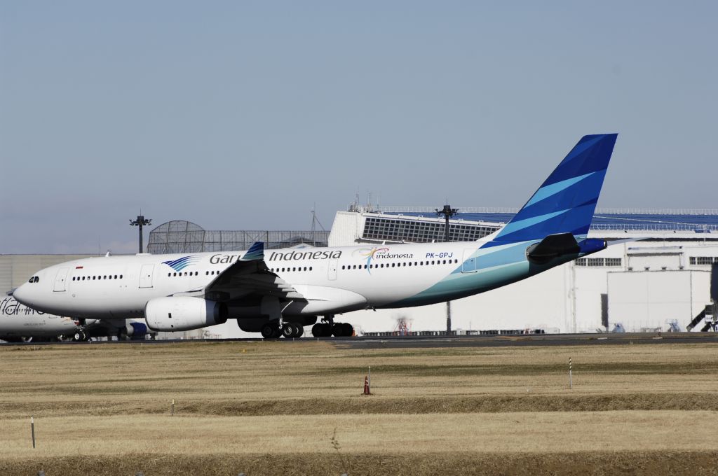 Airbus A330-200 (PK-GPJ) - Departure at Narita Intl Airport Rwy34L on 2012/12/11