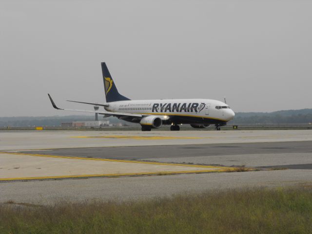 Boeing 737-800 (EI-DHT)