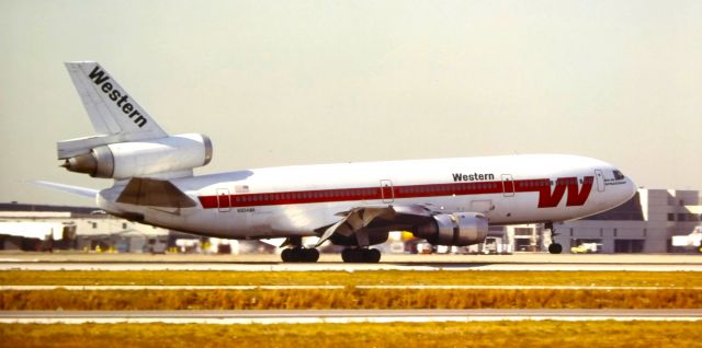 McDonnell Douglas DC-10 (N904WA) - 1978