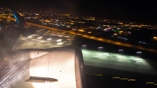 Boeing 737-800 (SP-ENX)