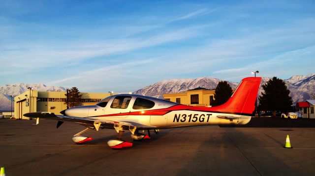 Cirrus SR-22 (N315GT)