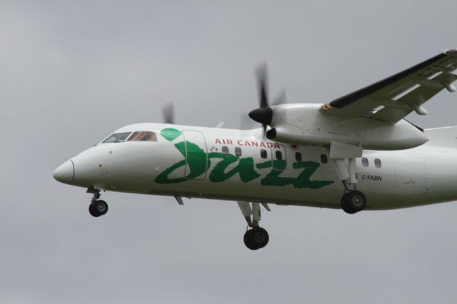 de Havilland Dash 8-100 (C-FABN)