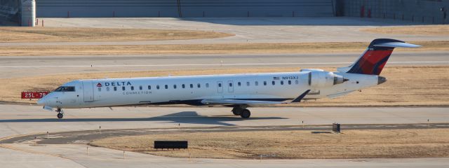 Canadair Regional Jet CRJ-900 (N913XJ)