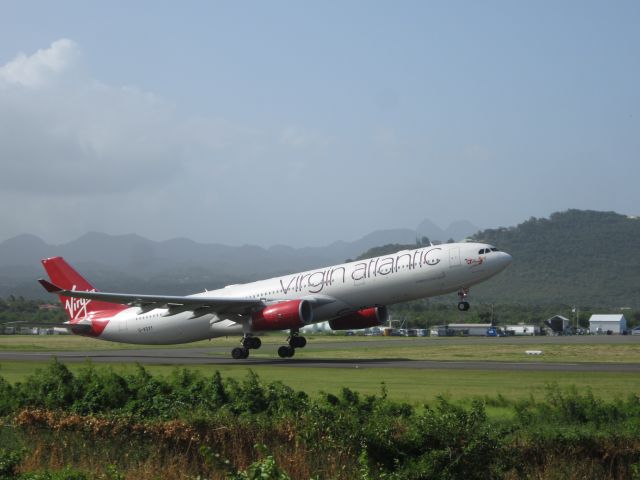 Airbus A330-300 (G-VSXY)