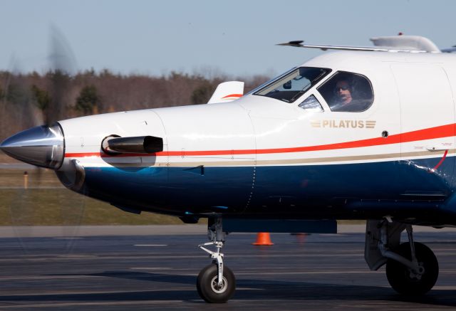 Pilatus PC-12 (N230UH)