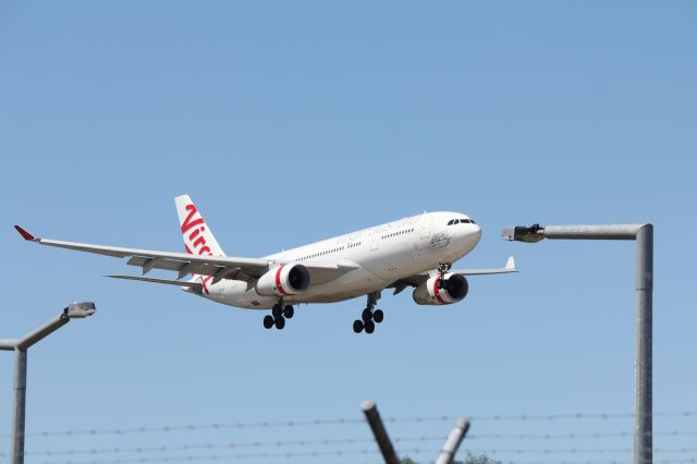 Airbus A330-200 (VH-XFA)