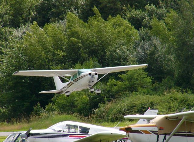 Cessna Skyhawk (N6468D)