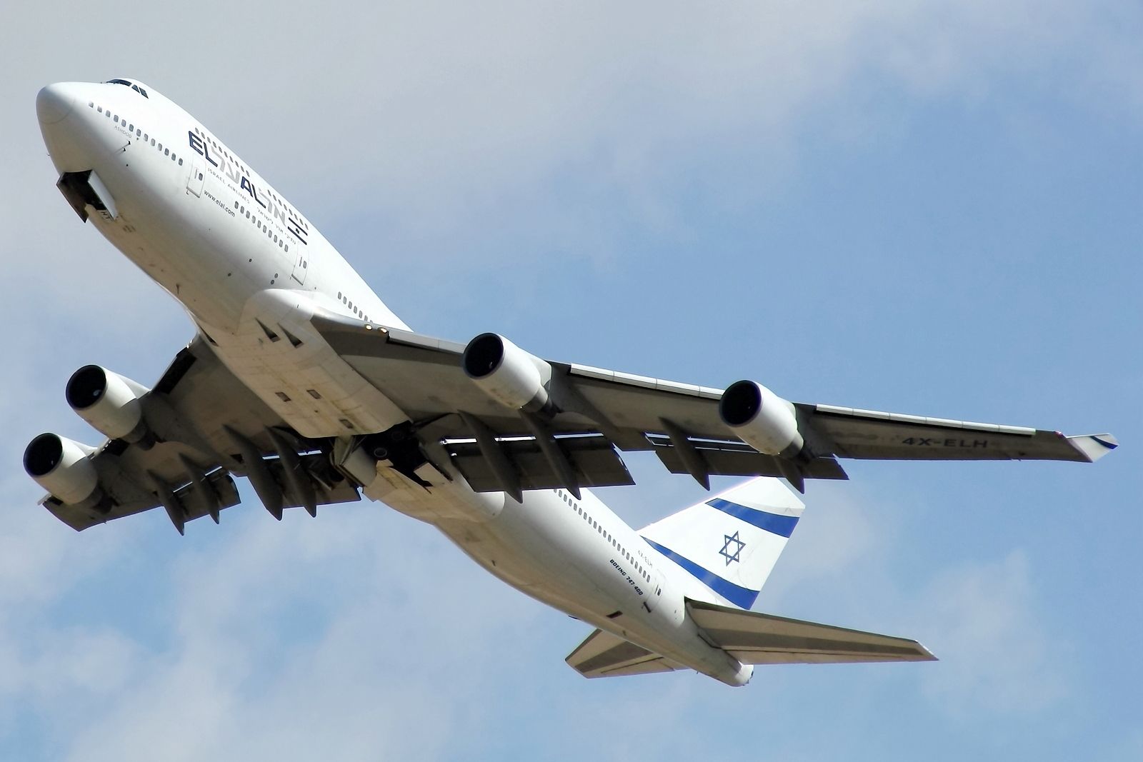 Boeing 747-200 (4X-ELH) - Flight to Geneva, Switzerland, on 03/2015 after T/O from runway 26. This plane is already dismantled since 09/2017 and no longer in service.