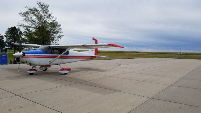 Cessna Skylane (N7842C)