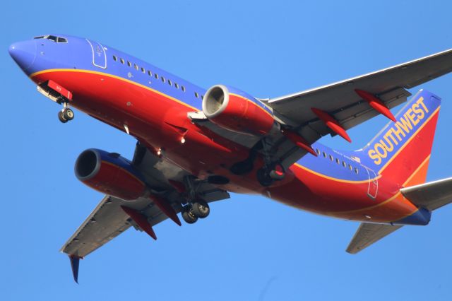 Boeing 737-700 (N272WN)