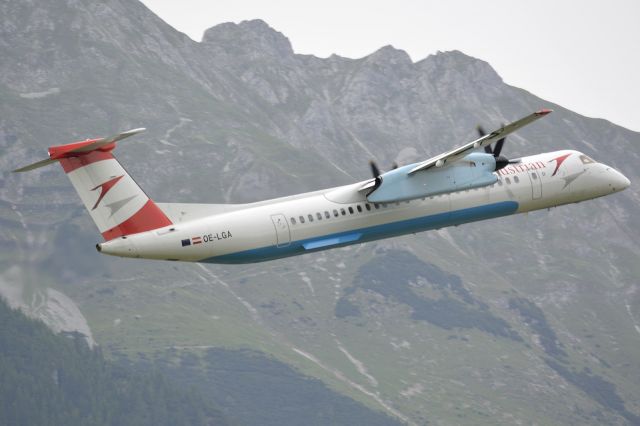 de Havilland Dash 8-400 (OE-LGA)