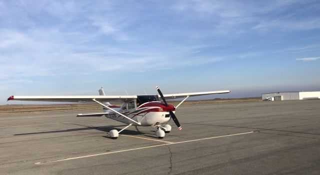 Cessna Skylane (N759NA) - New Years Day 2019 stopover at New Coalinga (C80) ... we were the only ones on the field. Beautiful weather and flight.