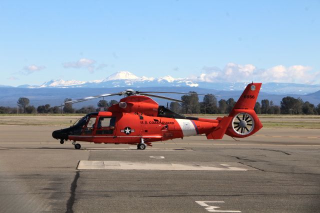 Aerospatiale Dauphin 2 (SA-365C) — - KRDD- USCG Helicopter 6556 from USCG Station Humboldt Bay at Redding for Lunch 1/25/2017. Mt Lassen Volcanic National park showing in full snow after weeks and weeks of rain and cold temps. Lake Shasta is 99% full and the surrounding area mountain tops are very white with snow. click full