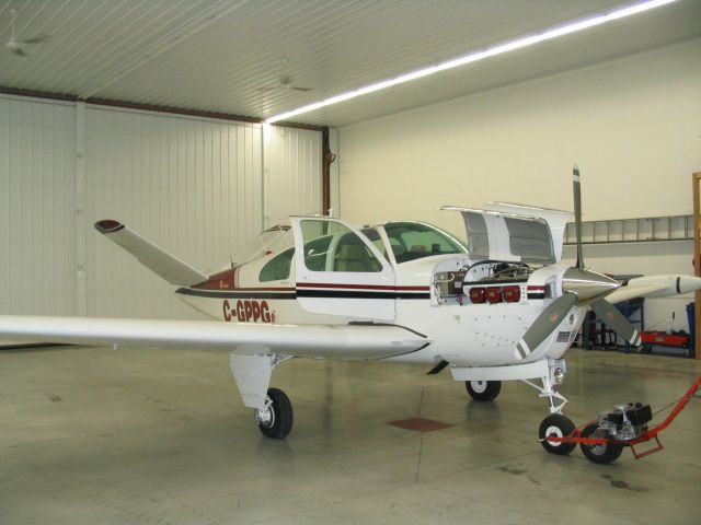 Beechcraft Baron (58) (C-GPPG)