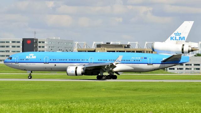 Boeing MD-11 (PH-KCB)