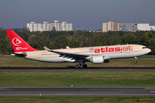 Airbus A330-300 (TC-ETP)