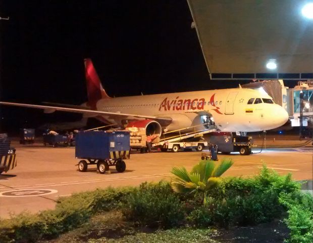 Airbus A320 (N724AV)