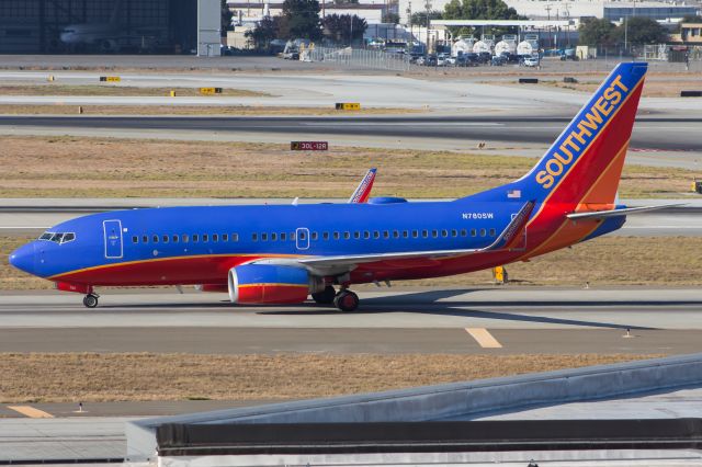 Boeing 737-700 (N780SW)