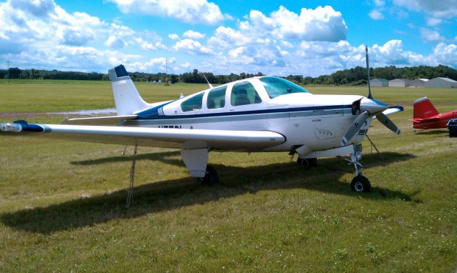 Beechcraft Bonanza (33) (N550L)