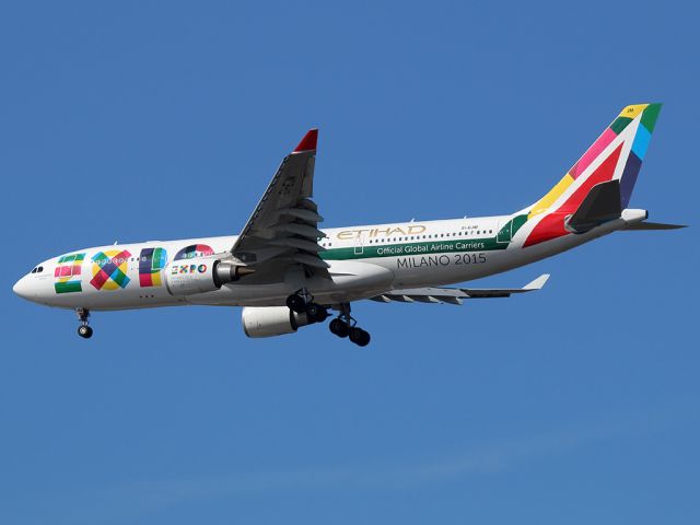 Airbus A330-300 (EI-EJM)