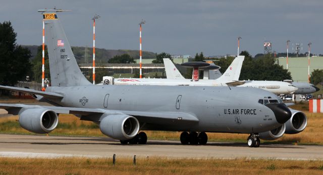 Boeing C-135FR Stratotanker (61-0277)