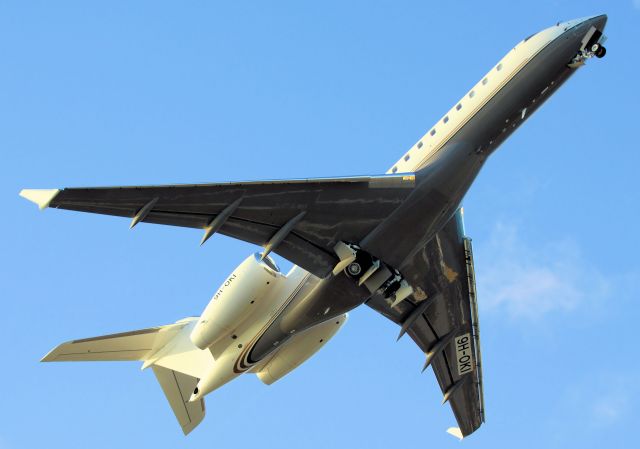 Bombardier Global Express (9H-OKI)