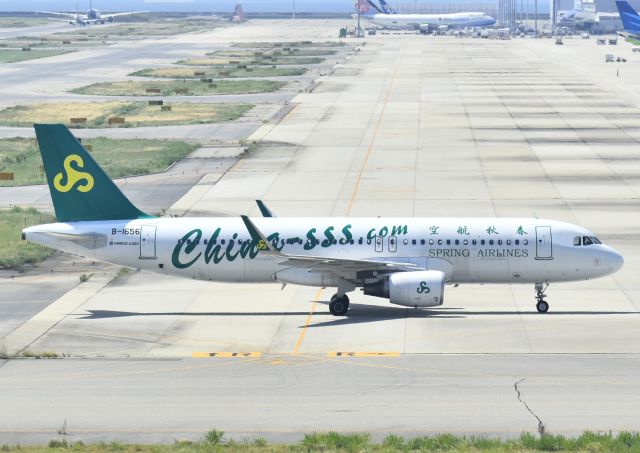 Airbus A320 (B-1656)