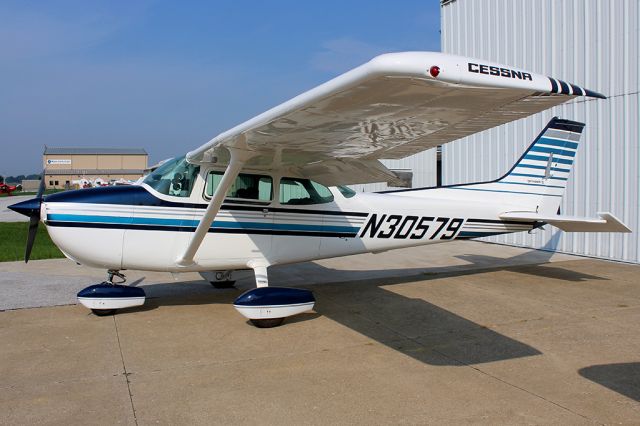 Cessna Skyhawk (N30579)