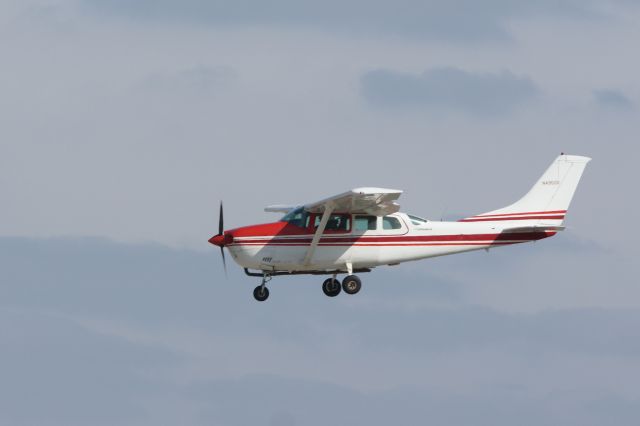 Cessna Skyhawk (N4950U)