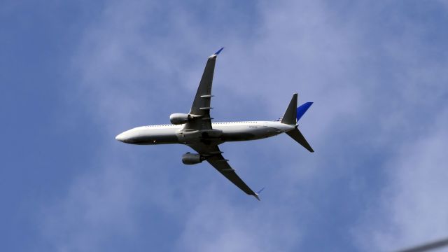 Boeing 737-800 (N78524)