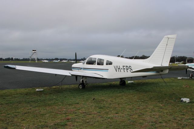 Piper Cherokee (VH-FPS)