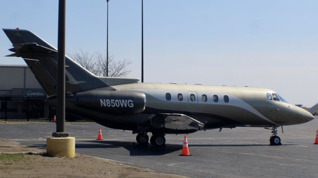 Hawker 800 (N850WG) - Really nice Hawker 800 at KBUF!!