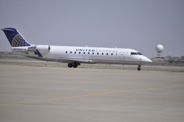 Bombardier Challenger 300 (N528SW)