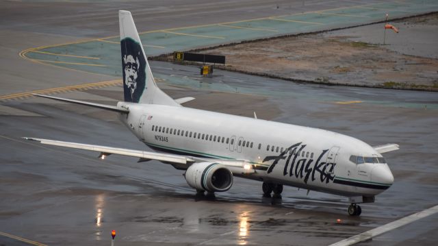 Boeing 737-700 (N793AS) - Wish these guys were still around.