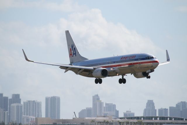 Boeing 737-800 (N919AN)