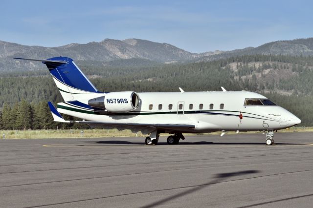 Canadair Challenger (N579RS) - Truckee, CA