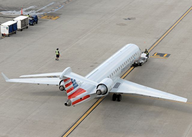 Canadair Regional Jet CRJ-700 (N709SK)