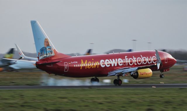 Boeing 737-800 (D-ATUH) - tui b737-8k5 d-atuh (cewe fotobuch livery) landing at shannon this evening 12/11/19.